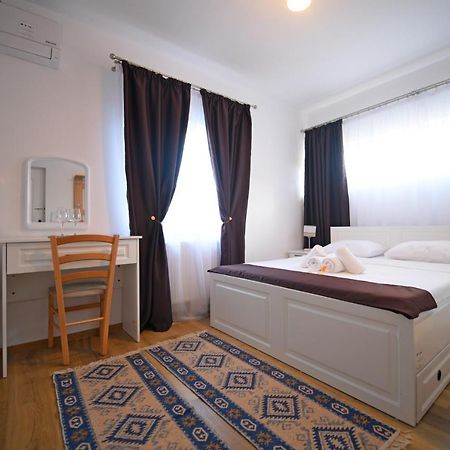 Pensiunea HERA Hațeg Exterior foto
